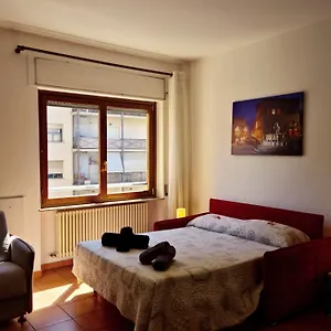 ampio-e-luminoso-monolocale.hotels-perugia.com/